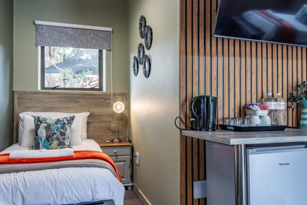Sunrock Guesthouse - 252171
