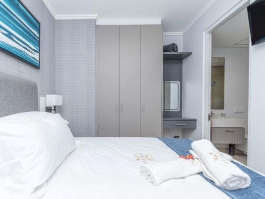 Room image 1