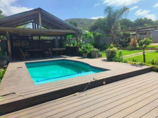 Rose Cottage - Swimming pool