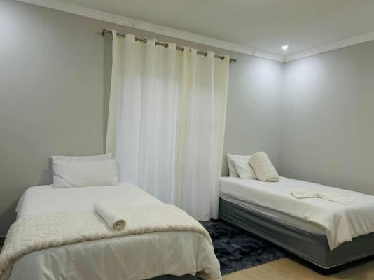 P Wake Luna Guest house - 252605