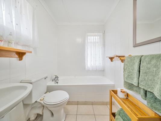 Room 5 Bathroom