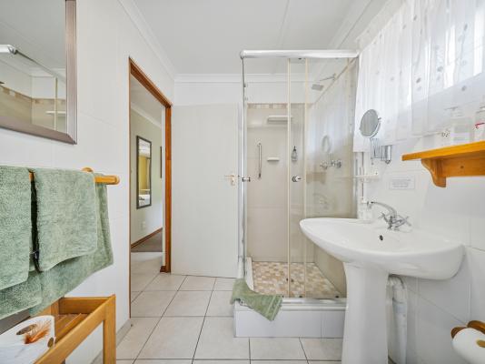 Room 5 Bathroom