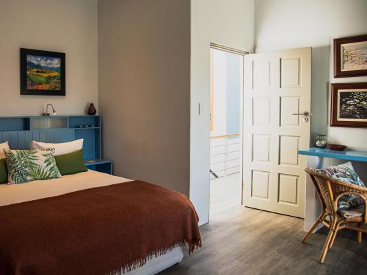 Whalesong Lodge - 253001