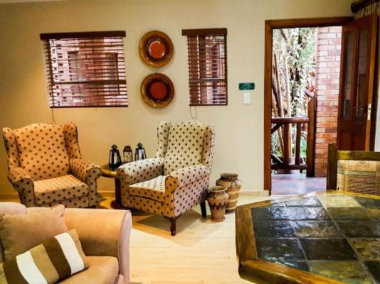 Aark Guest Lodge - 253112