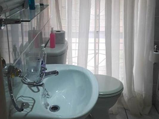 Room image 1