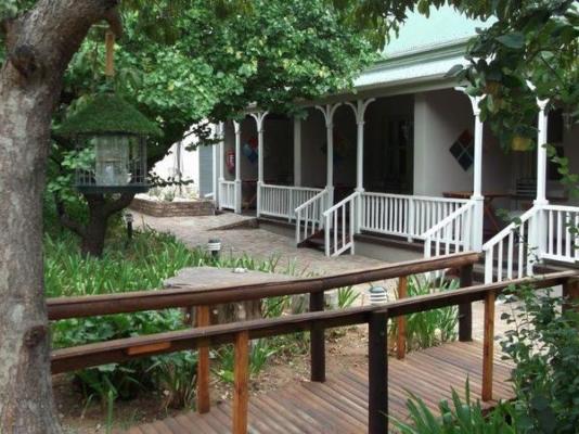 Housemartin Guest Lodge - 253132