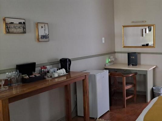 Housemartin Guest Lodge - 253158