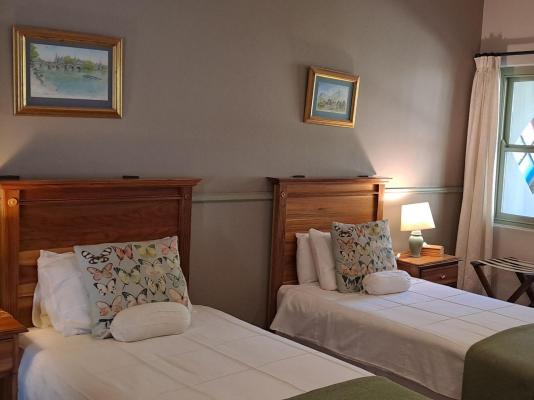 Housemartin Guest Lodge - 253160