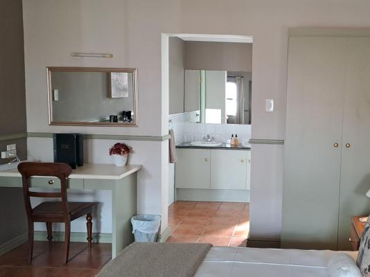 Room image 1