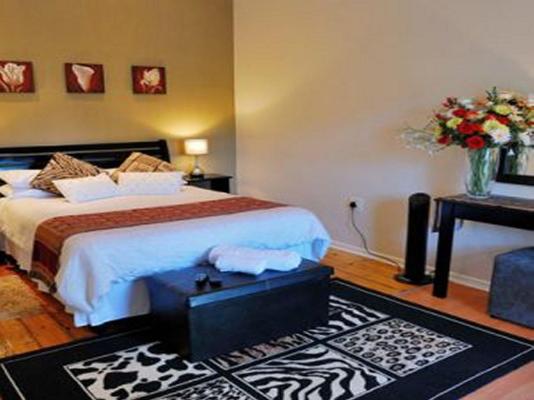 Room image 4