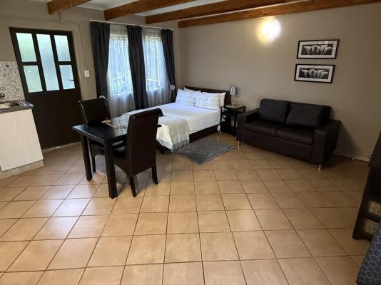 Room image 7