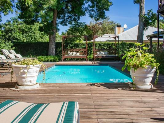 5 Seasons Guest House - 253504