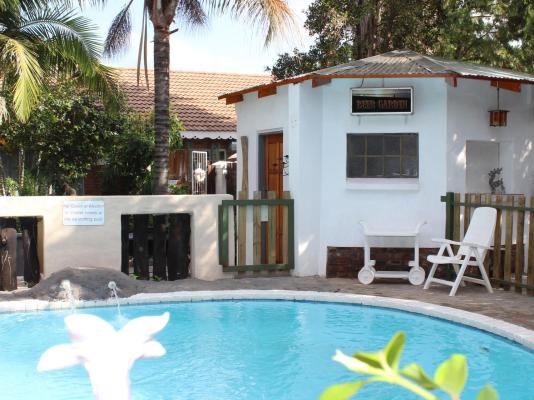 Golden Lantern Town Lodge - 253598