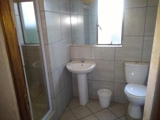 Golden Lantern Town Lodge - 253600