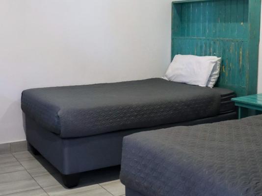 Golden Lantern Town Lodge - 253606