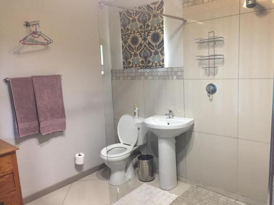 Loch Athlone Overnight Accommodation - 253734