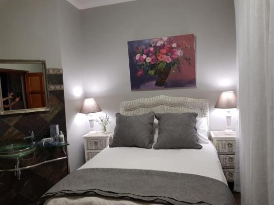 Loch Athlone Overnight Accommodation - 253740