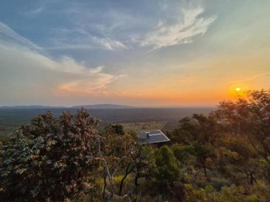 Vula Valla Game & Safaris - Mountain view