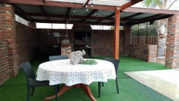 Colchester Suites - Braai/BBQ facilities