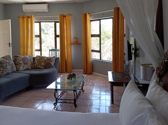 Room image 3
