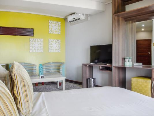La Roca Guest House - 254499