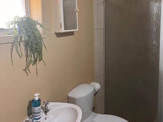 Room image 2