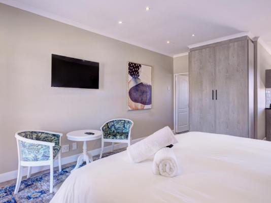 Room image 1
