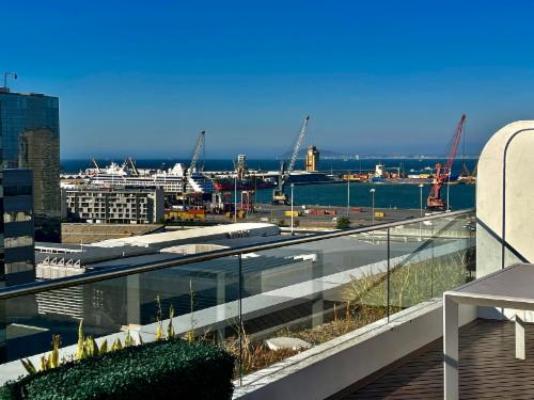 Crayfish Penthouse @ The Onyx - Cape Town - City view
