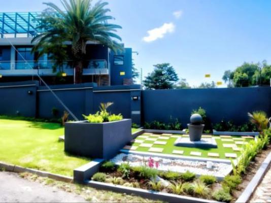 Elegance Boutique Hotel - Garden