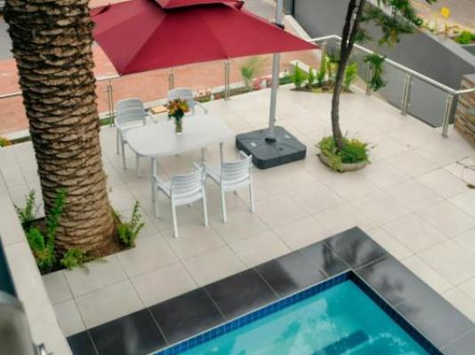 Elegance Boutique Hotel - Pool view