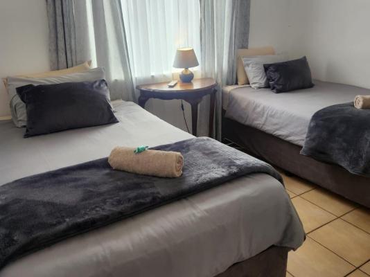 Hillton Manor Self-catering Apartments - 255331