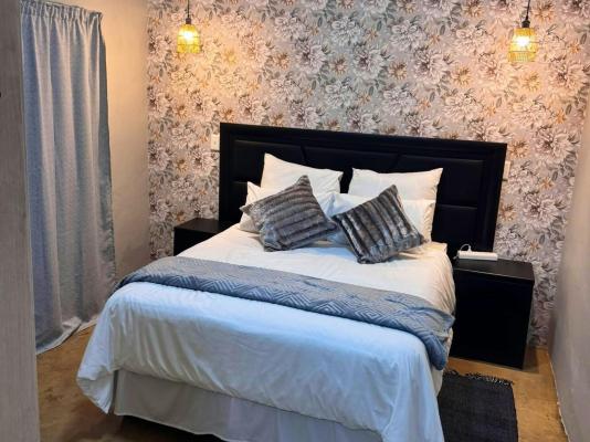 Room image 5