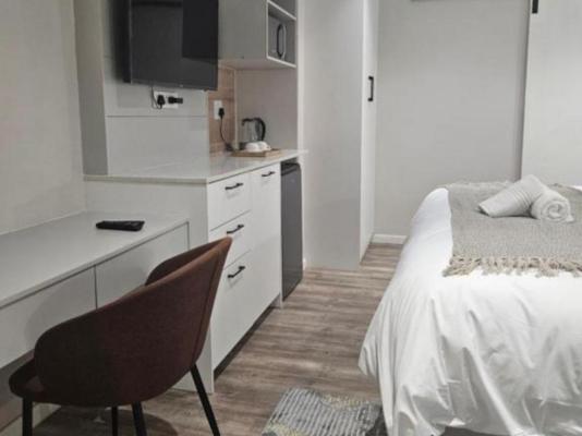 Room image 2