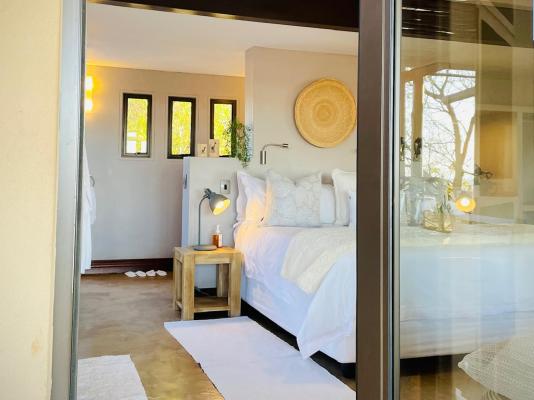 iKhaya LamaDube Game Lodge - 255771