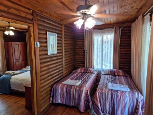 Waterfall Safari Lodge - 255840