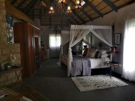 Room image 4