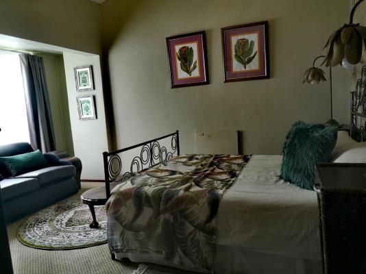 Room image 3
