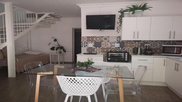 Room image 6