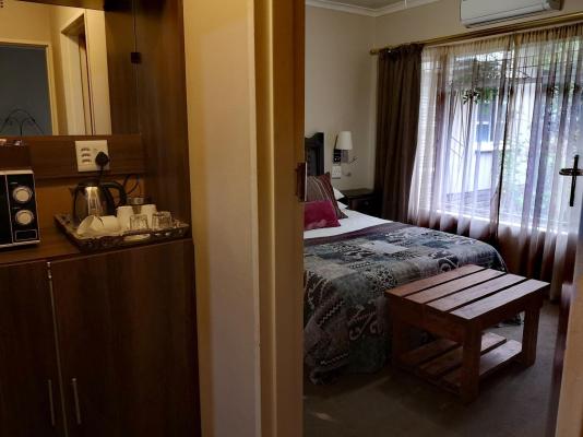 Room image 1