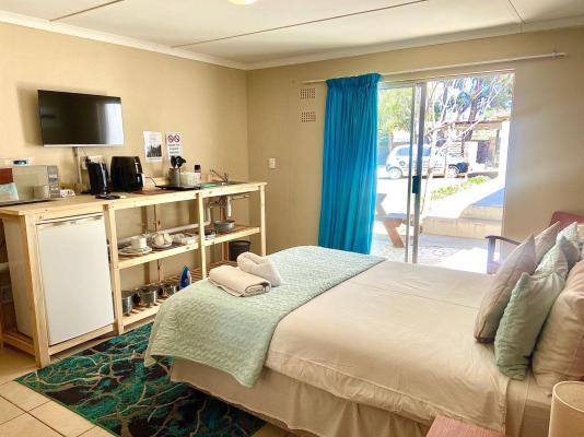 Room image 3