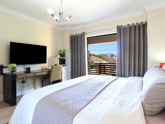 Room image 19