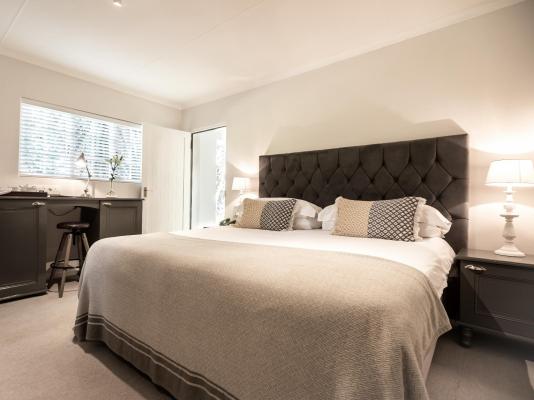 Room image 2