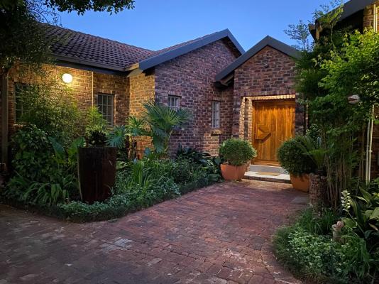 Anne's Place - 256594