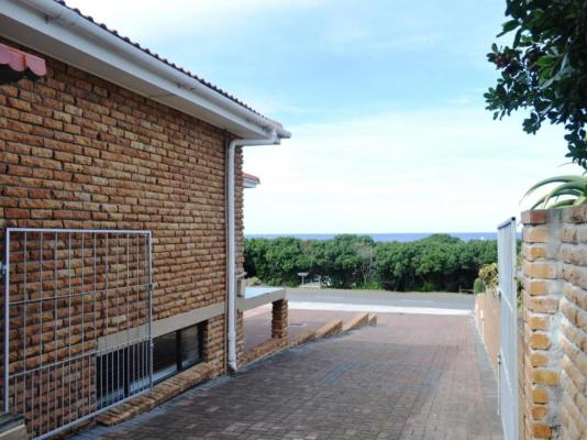 Great White Accommodation - 256642