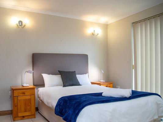 Great White Accommodation - 256668