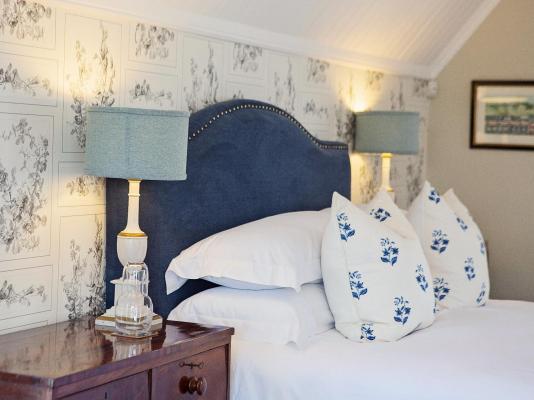 Room image 10