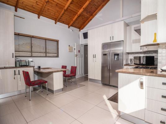Cashmere Suites - 256769