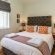 Oak Manor Boutique Guest House - 256873