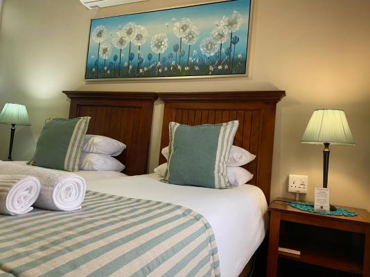Room image 3