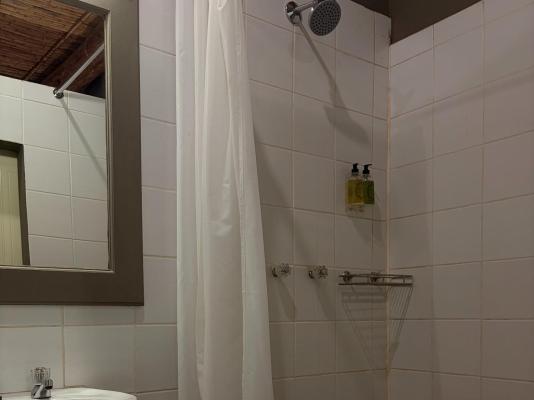 Room image 2
